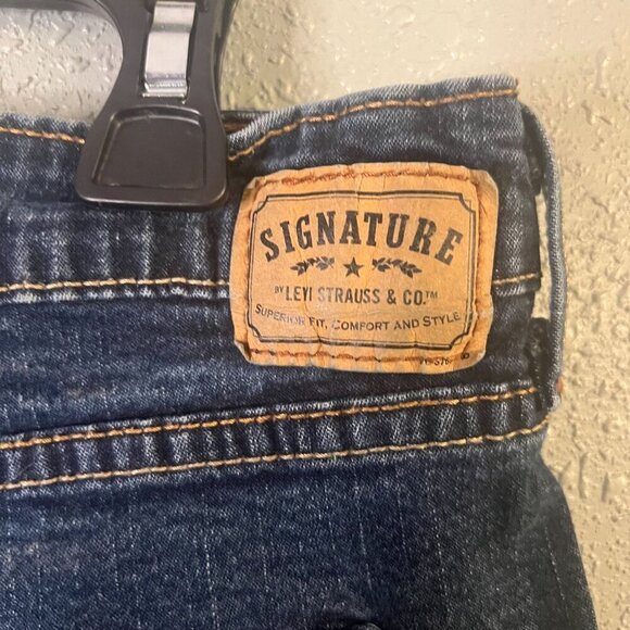 Levi Strauss & Co Signature At Waist Bootcut Misses 16 Medium Dark Wash - Picture 4 of 10